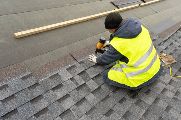 Best Roof Gutter Cleaning  in Marlton, NJ